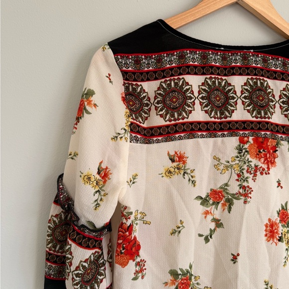 NWOT Crescent & Willough Floral Tie-Front Blouse - Picture 6 of 7